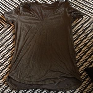 Size 10 gold metallic lulu v neck